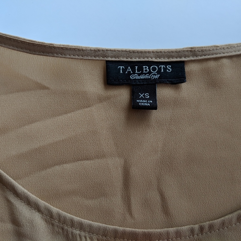‼️ Talbots Gold Top with Rhinestones Size XS - Picture 4 of 8